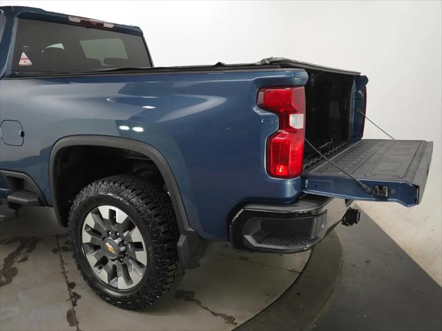 2024 Chevrolet Silverado 2500HD 4WD Crew Cab Standard Bed Custom