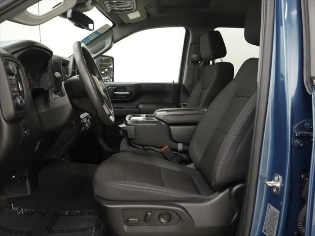 2024 Chevrolet Silverado 2500HD 4WD Crew Cab Standard Bed Custom