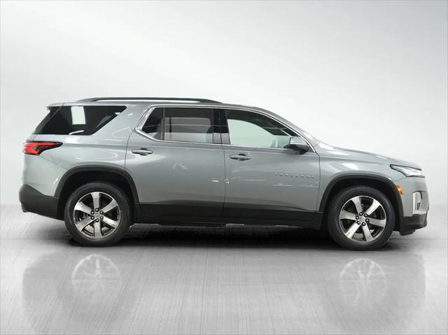 2023 Chevrolet Traverse AWD LT Leather