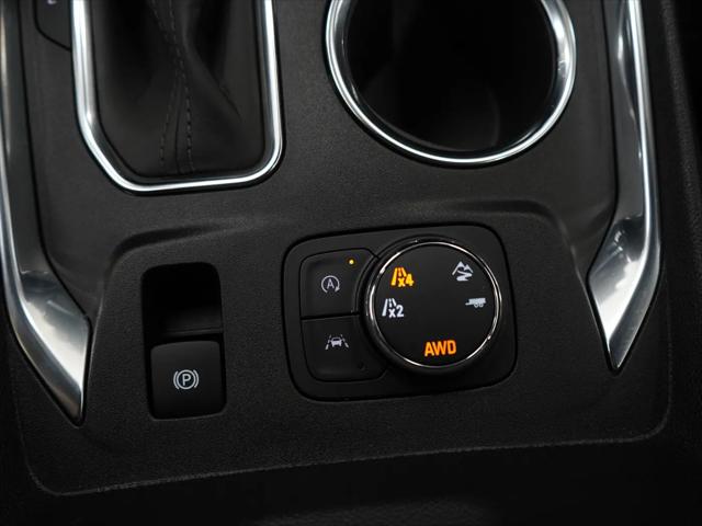 2023 Chevrolet Traverse AWD LT Leather