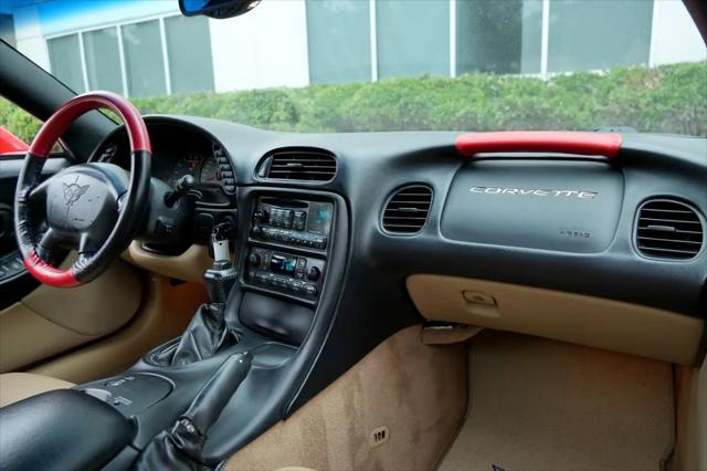 2004 Chevrolet Corvette Base