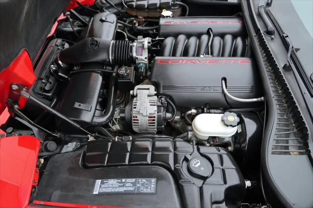 2004 Chevrolet Corvette Base