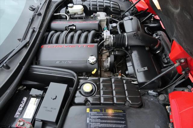 2004 Chevrolet Corvette Base