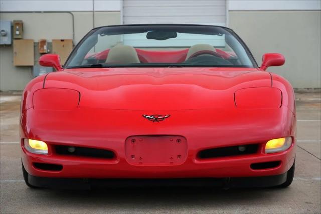 2004 Chevrolet Corvette Base