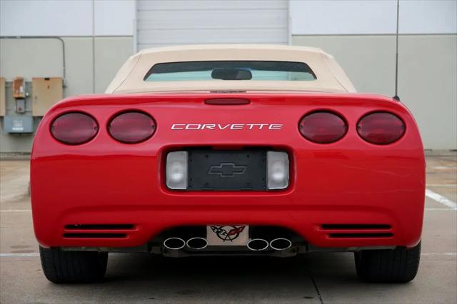 2004 Chevrolet Corvette Base