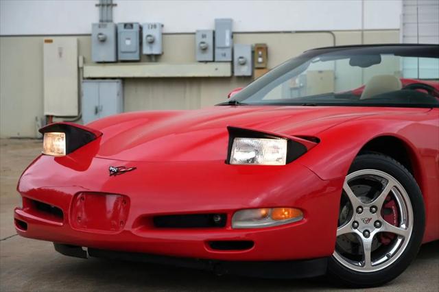 2004 Chevrolet Corvette Base