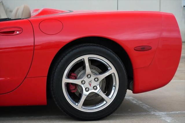 2004 Chevrolet Corvette Base