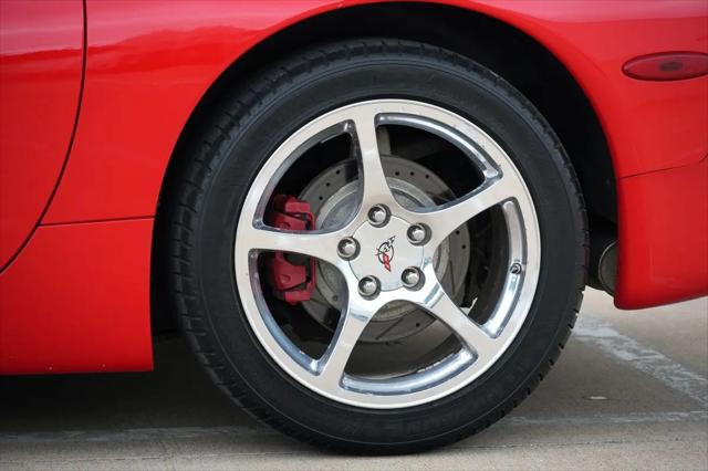 2004 Chevrolet Corvette Base