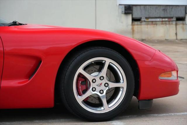 2004 Chevrolet Corvette Base