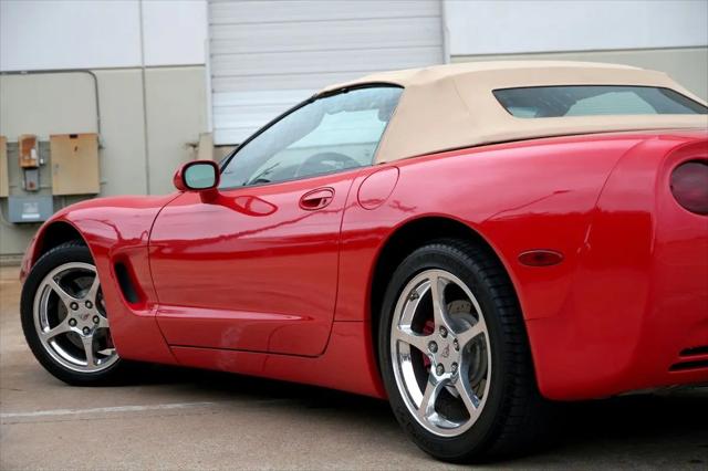 2004 Chevrolet Corvette Base