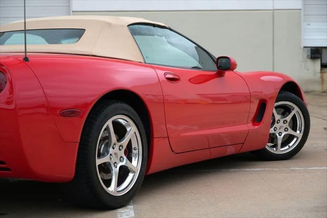 2004 Chevrolet Corvette Base