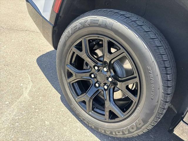 2023 Jeep Wagoneer Series II Carbide 4x4