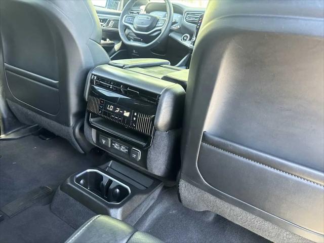 2023 Jeep Wagoneer Series II Carbide 4x4