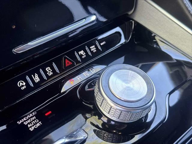 2023 Jeep Wagoneer Series II Carbide 4x4