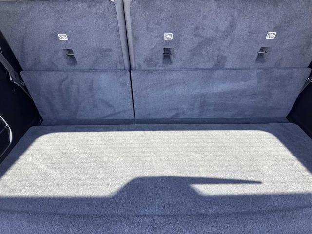2023 Jeep Wagoneer Series II Carbide 4x4