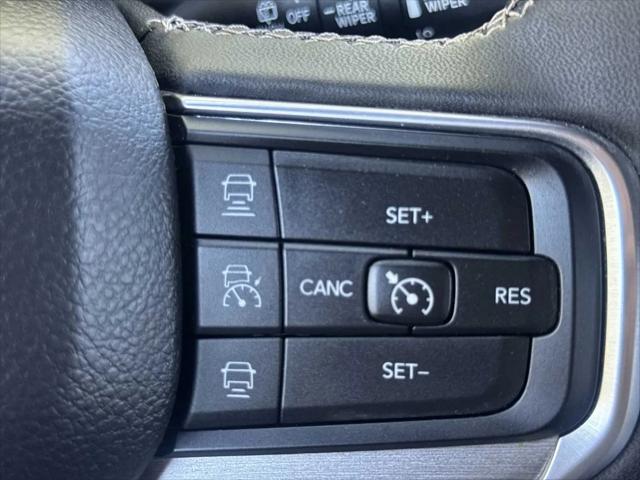 2023 Jeep Wagoneer Series II Carbide 4x4