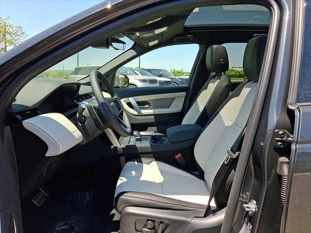 2026 Land Rover Discovery Sport Landmark