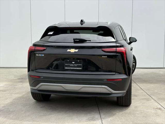 2024 Chevrolet V Blazer eAWD 2LT