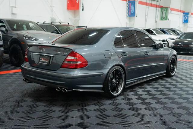 2005 Mercedes-Benz E 55 AMG E 55 AMG