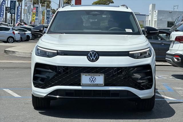 2026 Volkswagen Tiguan SE R-Line Black