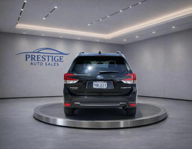 2023 Subaru Forester Premium