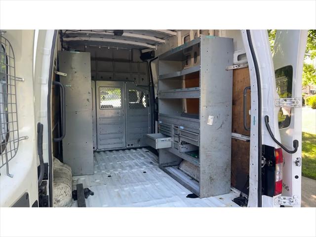 2015 Nissan 2500 NV2500 HD SV