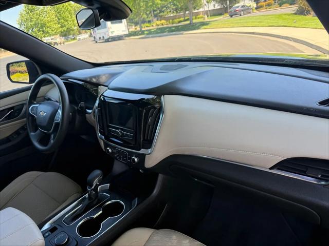 2022 Chevrolet Traverse FWD LS