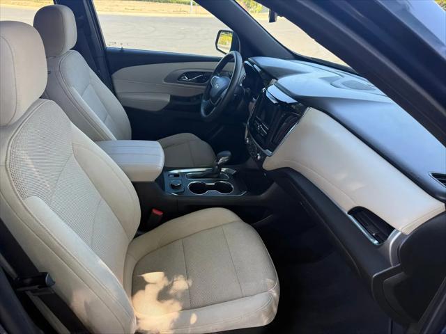 2022 Chevrolet Traverse FWD LS