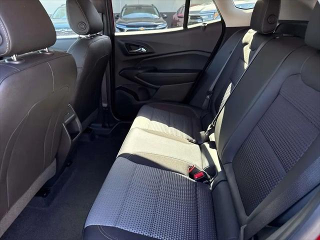 2025 Chevrolet Trax FWD LT