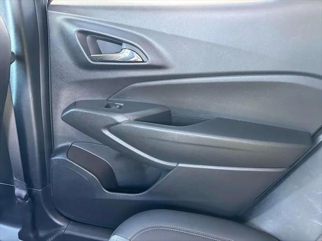 2025 Chevrolet Trax FWD LT