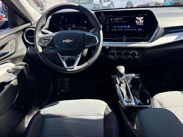 2025 Chevrolet Trax FWD LT