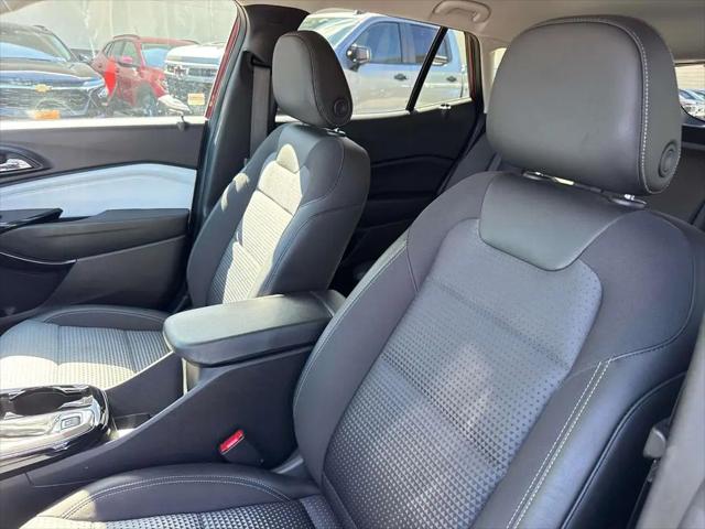 2025 Chevrolet Trax FWD LT