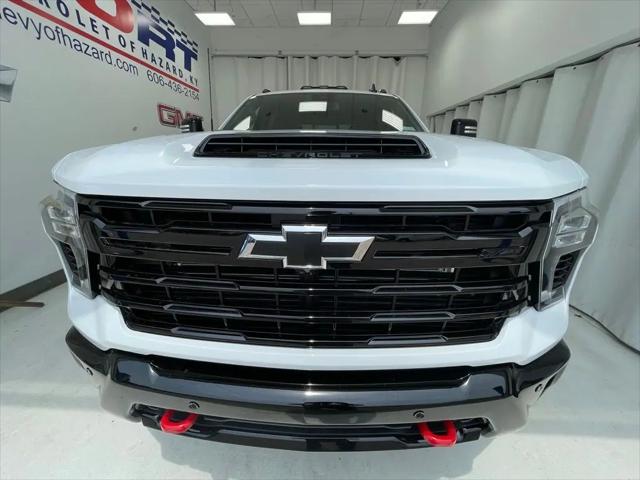 2026 Chevrolet Silverado 2500HD Crew Cab, Standard Bed, LT, 4WD