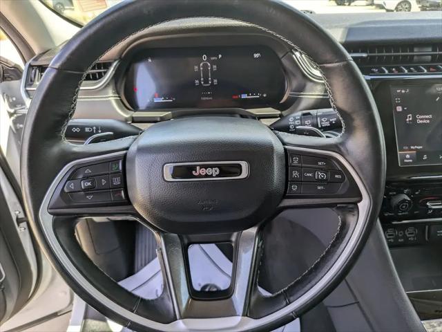 2022 Jeep Grand Cherokee L Laredo 4x4