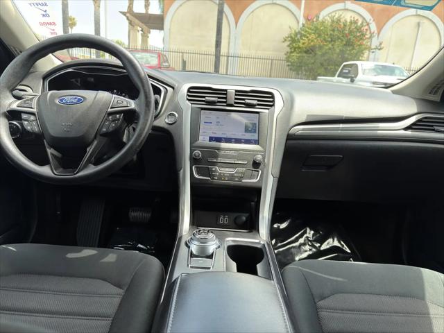 2020 Ford Fusion Hybrid SE