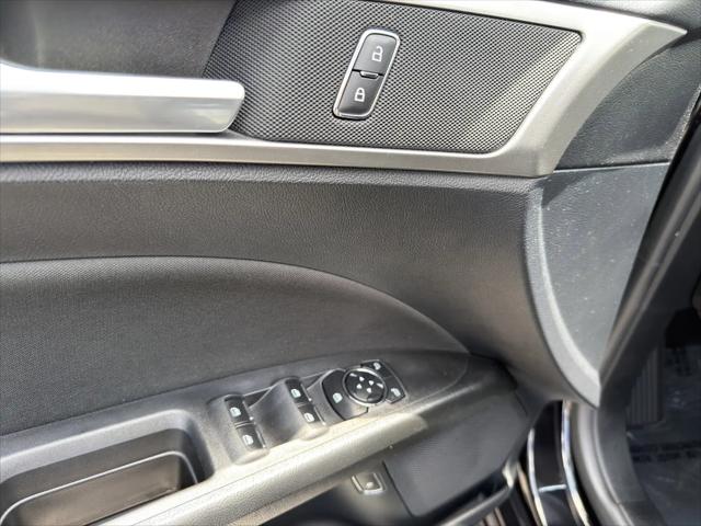 2020 Ford Fusion Hybrid SE