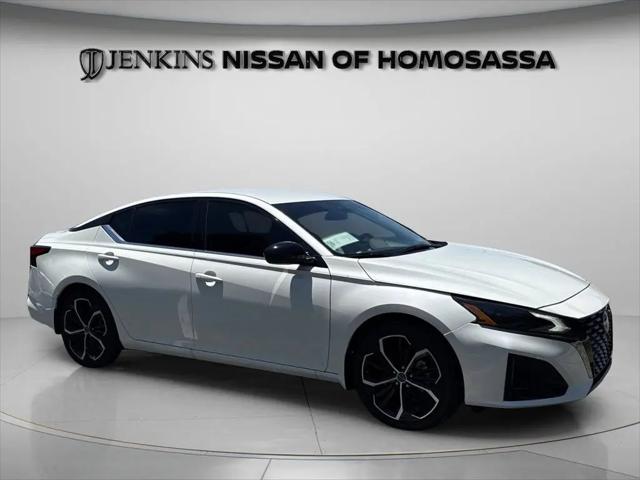 2025 Nissan Altima SR FWD