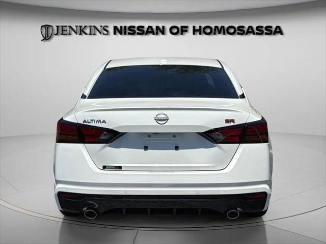 2025 Nissan Altima SR FWD