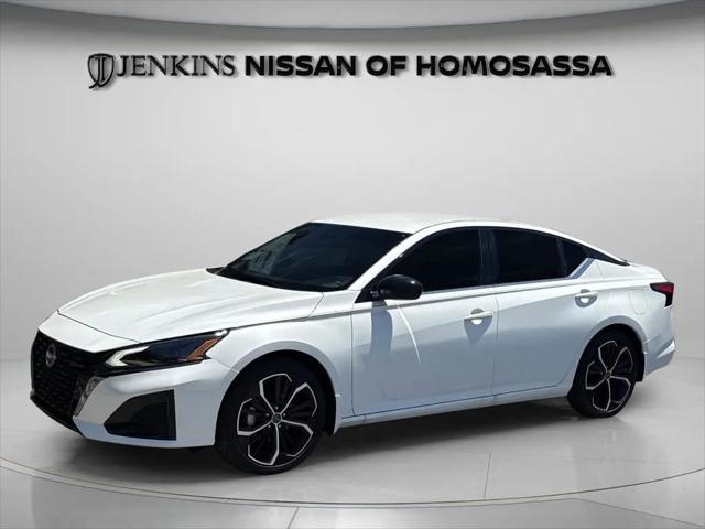 2025 Nissan Altima SR FWD