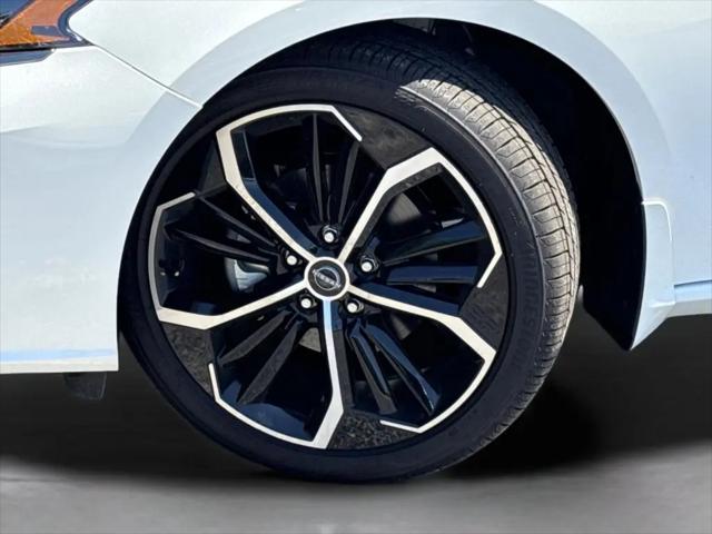 2025 Nissan Altima SR FWD