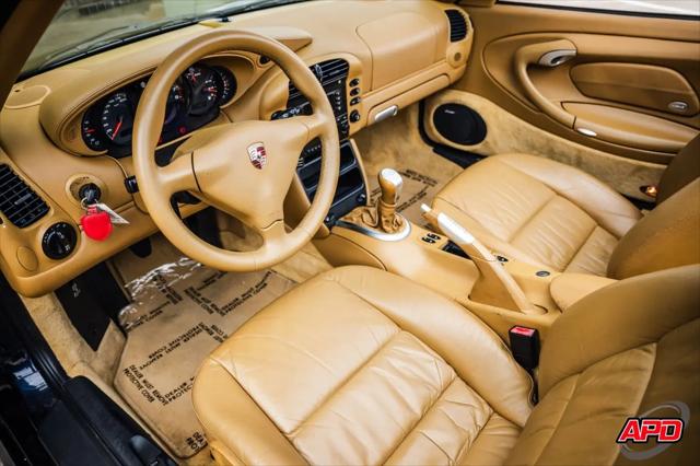 2004 Porsche 911 911 Carrera 4S