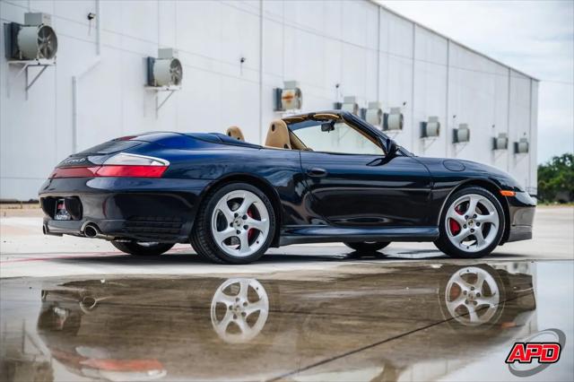 2004 Porsche 911 911 Carrera 4S