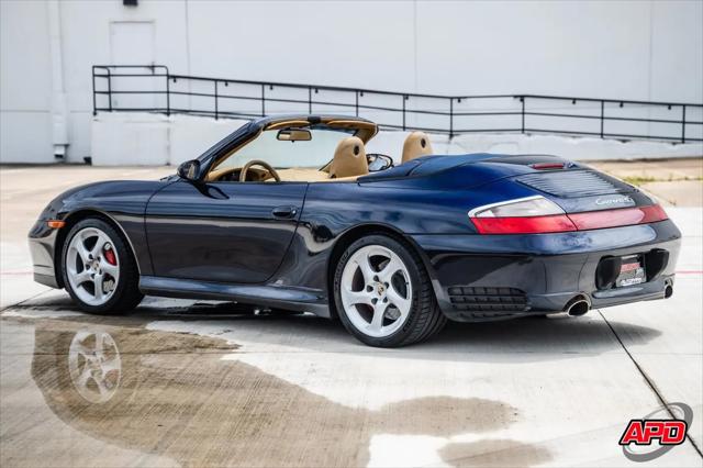 2004 Porsche 911 911 Carrera 4S