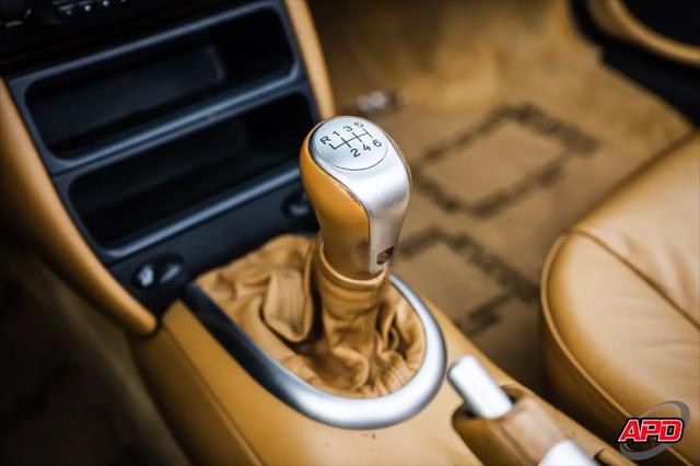 2004 Porsche 911 911 Carrera 4S