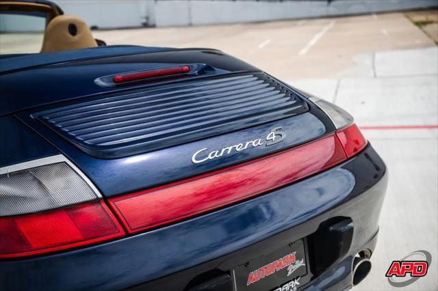 2004 Porsche 911 911 Carrera 4S
