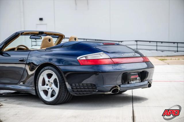 2004 Porsche 911 911 Carrera 4S