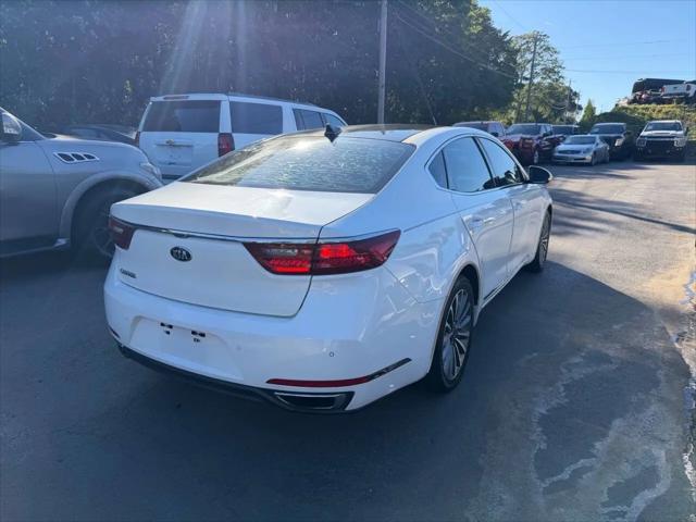 2017 Kia Cadenza Premium