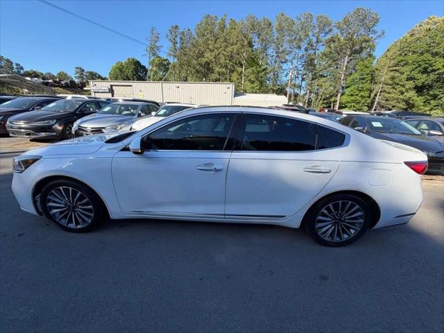 2017 Kia Cadenza Premium