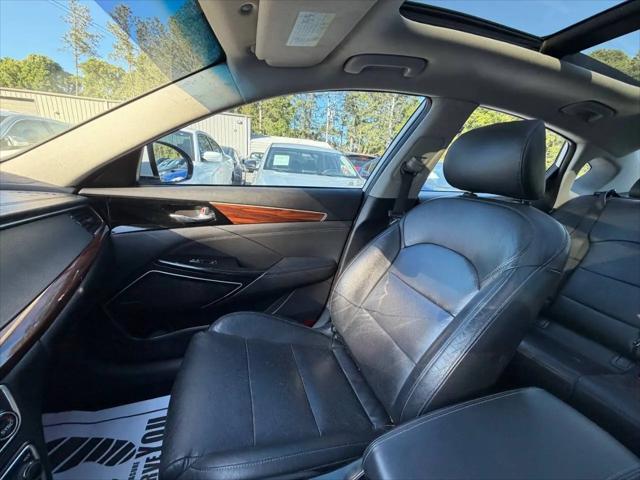2017 Kia Cadenza Premium