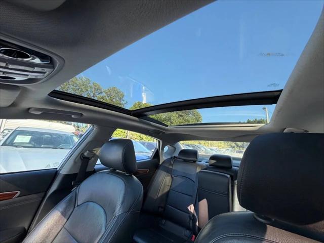 2017 Kia Cadenza Premium